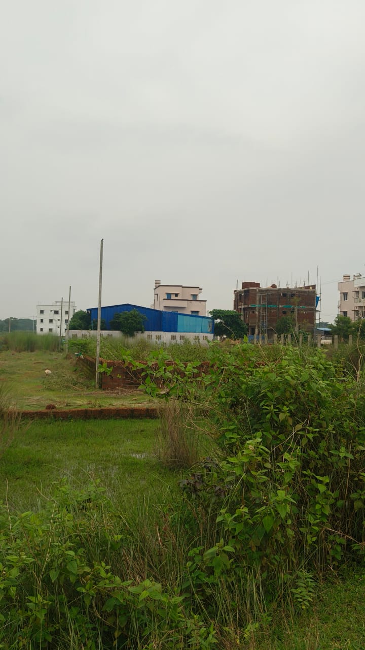 Approach Road